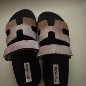 Steve Madden Two-Tone Slide Sandals